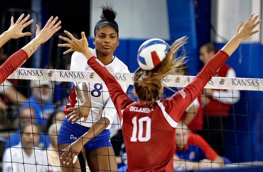 Payne Pounds 20 Kills In 4 Set Win Over Long Beach State