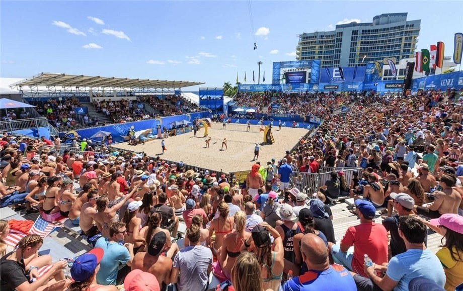 VIDEO: Building Red Bull Beach Arena for the #FTLMajor