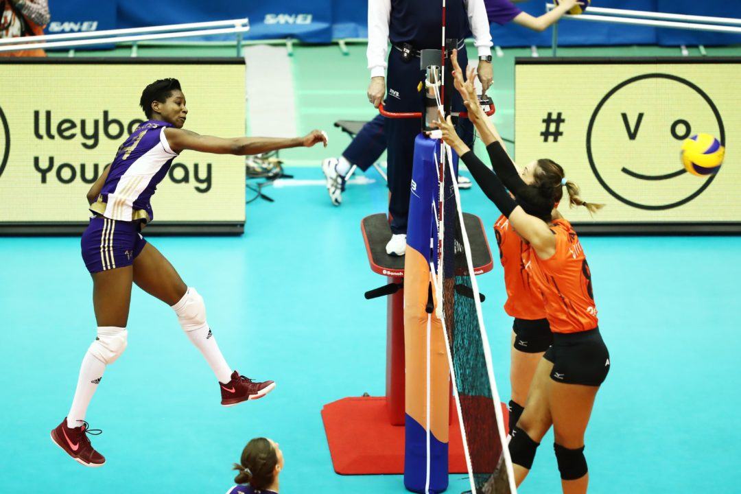 Volero Zurich Upsets Two-Time Defending Champions Eczacibasi on Day 1