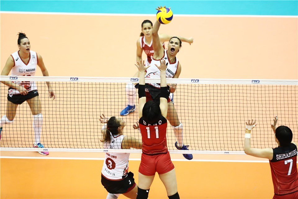 Day 2 Action at FIVB Club Worlds Begins at 9 p.m. ET Tuesday