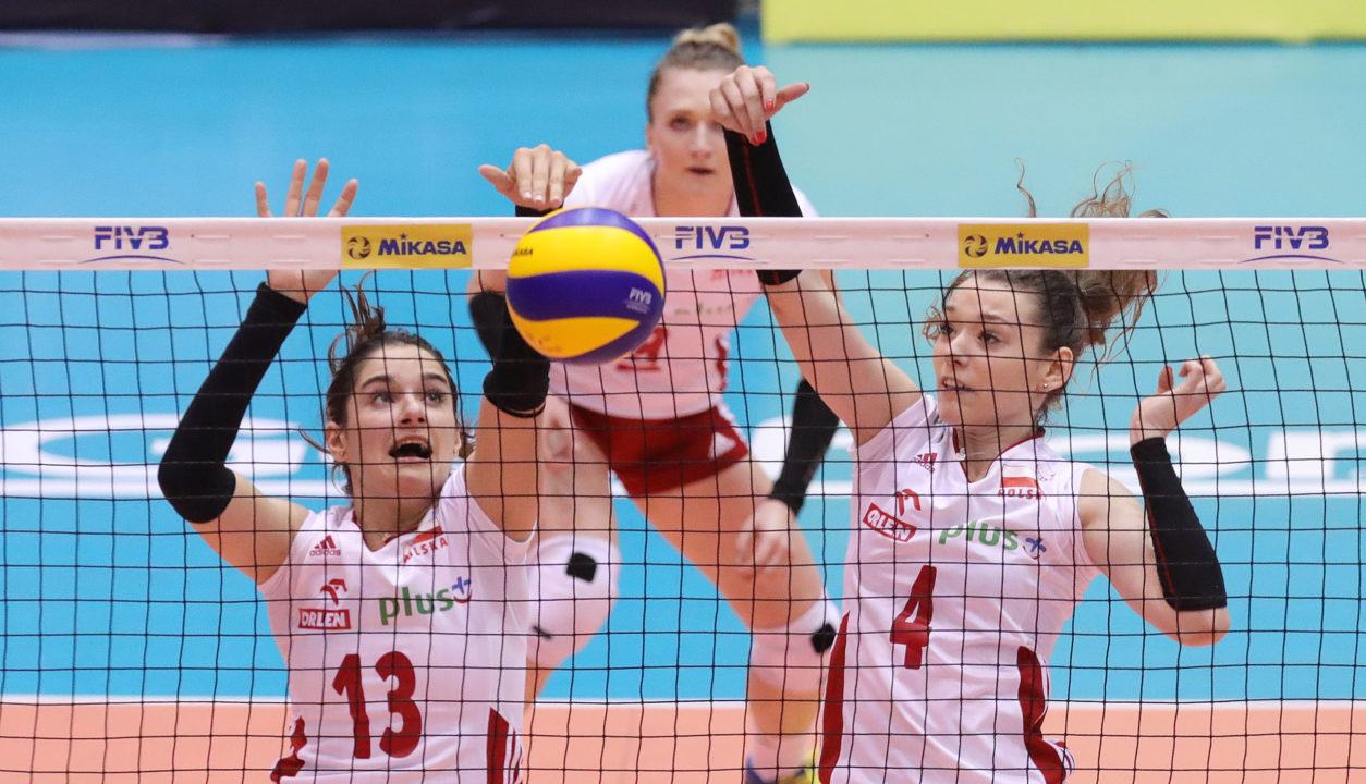 Russia Outlasts Turkey; Poland Crushes Brazil in Pool E