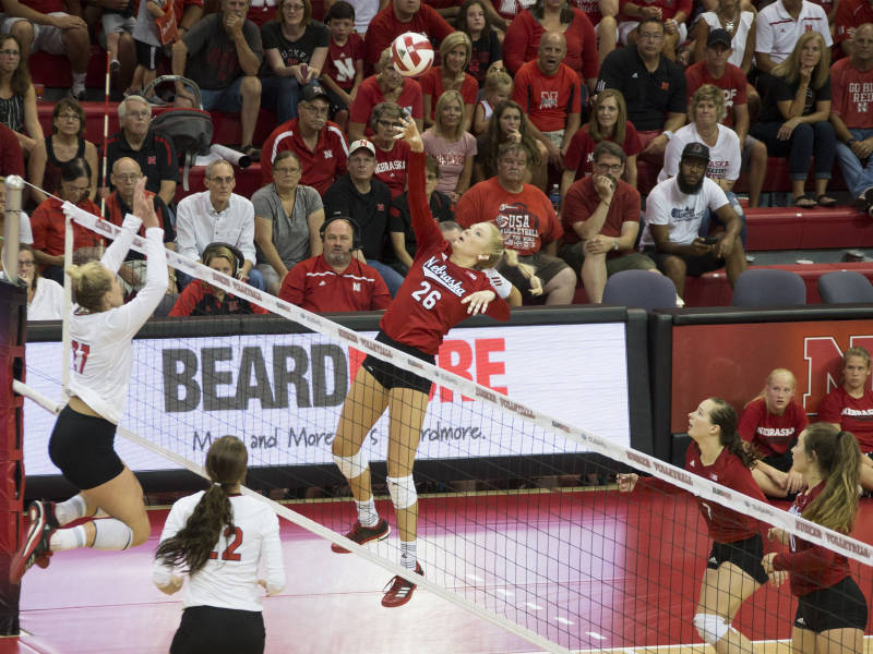 Huskers Preview 2017 Lineup in Red/White Scrimmage