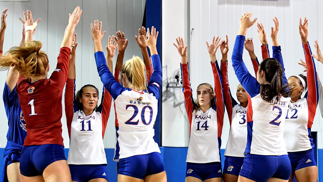 #9 Kansas Stays Undefeated In Four Set win over #19 Purdue