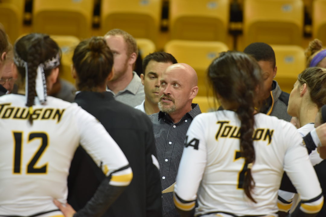 Towson Overcomes 2-Set Hole to Collide with Syracuse; NIVC Colgate Pod (Round 1)