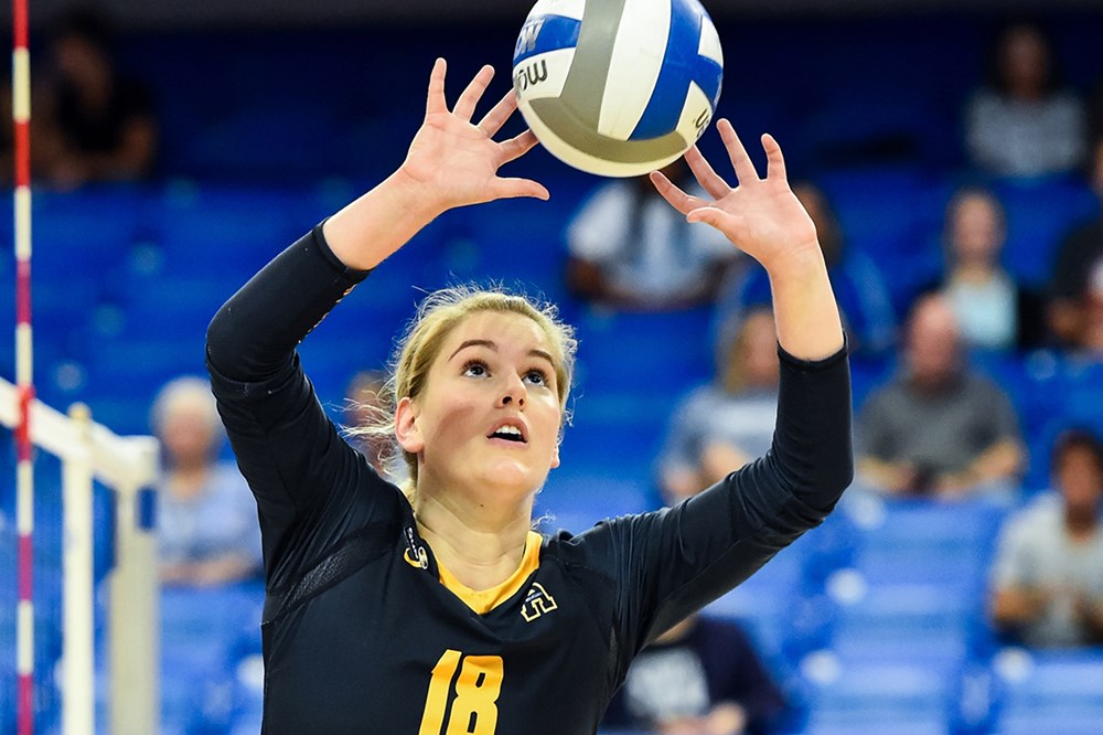 Former App. State Setter Amanda Krahl Transfers to Northern Illinois