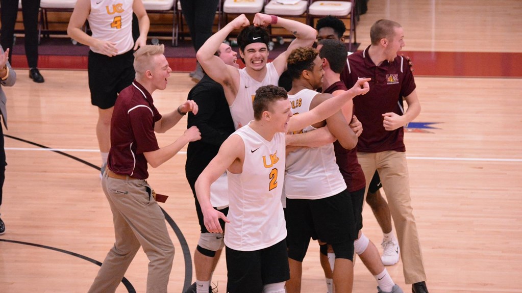 Friday Brings 5-Set Home Wins for Loyola, Charleston, Concordia