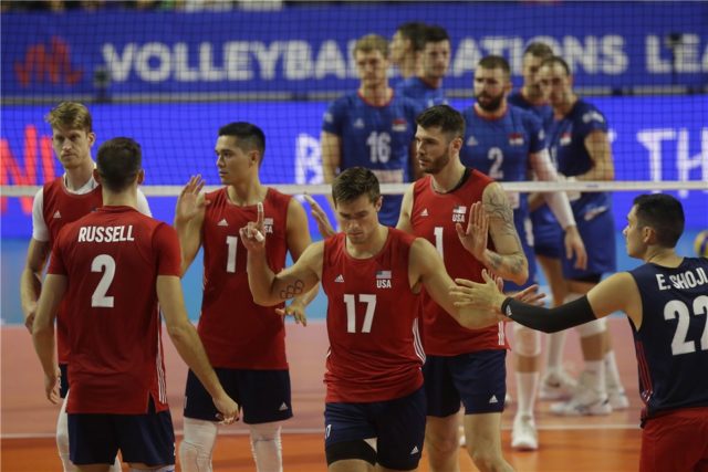 American Outside Hitter Thomas Jaeschke Leaves Match With Knee Injury