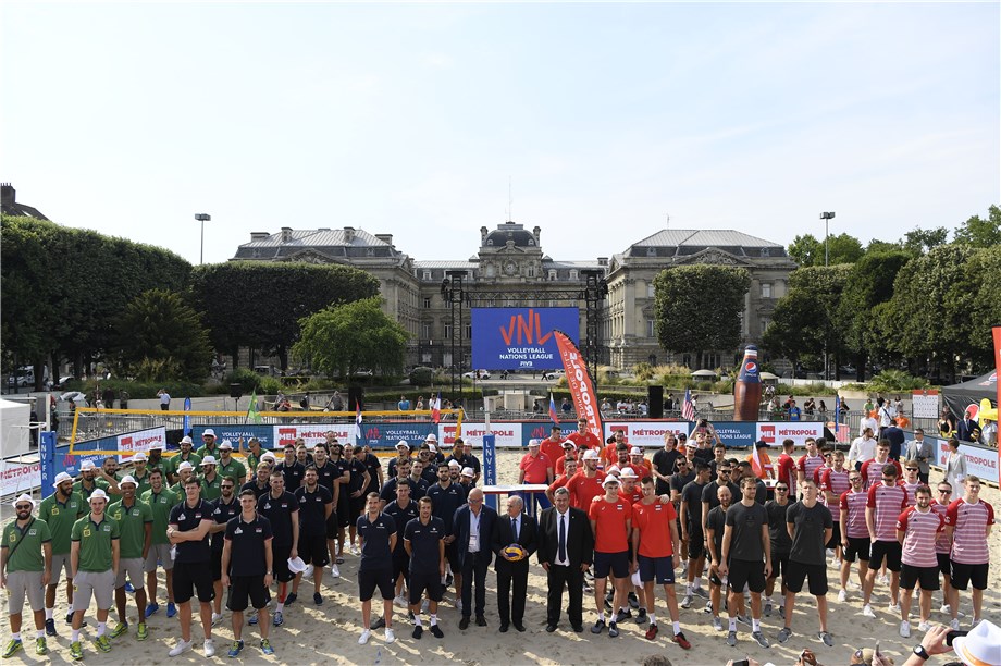 FIVB Opened Up VNL’s Final 6 At A ….. Beach Volley Court?