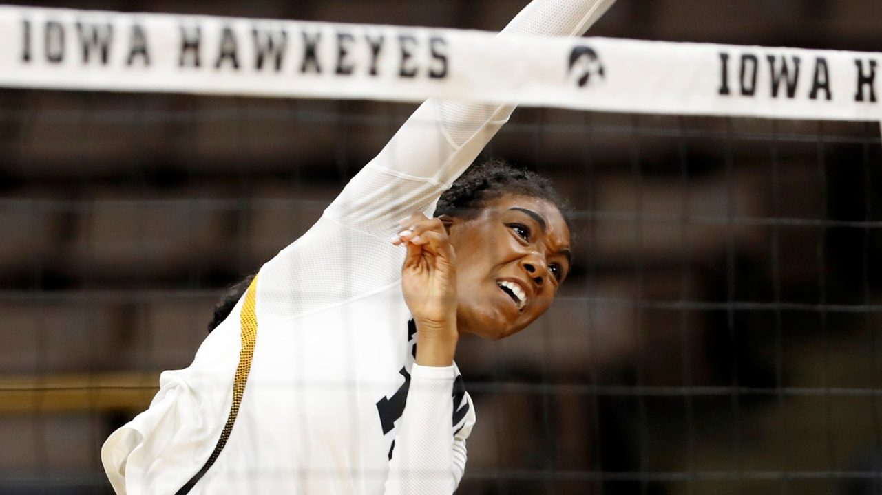 Hawkeye Volleyball Owns Cyclone Classic Competition
