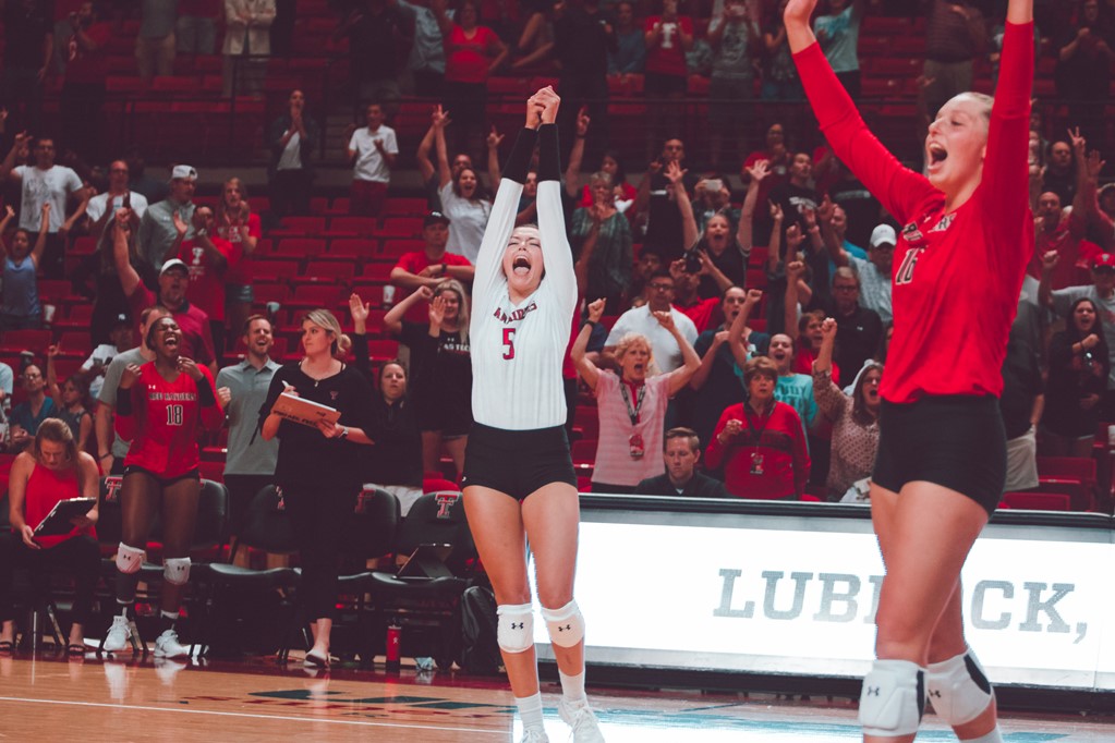 Big 12: A Competitive Night of Conference Volleyball